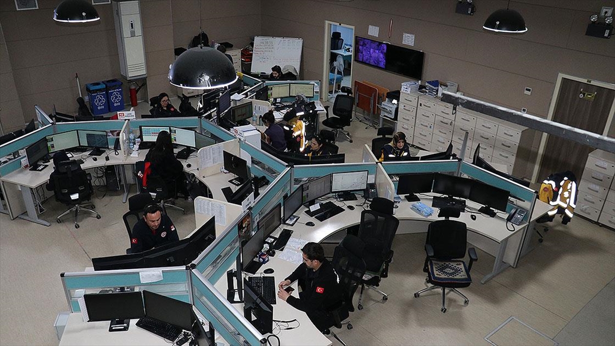 İneği için Sikorsky helikopter talep eden de eşiyle barışmak isteyen de 112’yi aramış