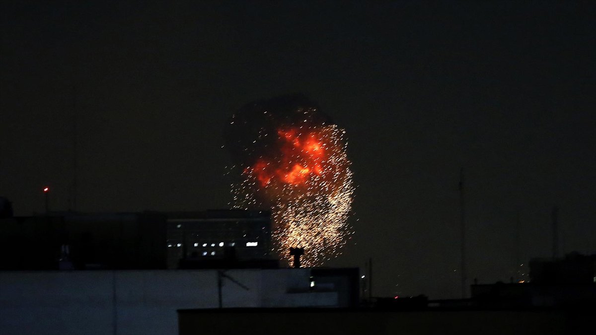 İran’ın başkenti Tahran’da patlamalar meydana geldi