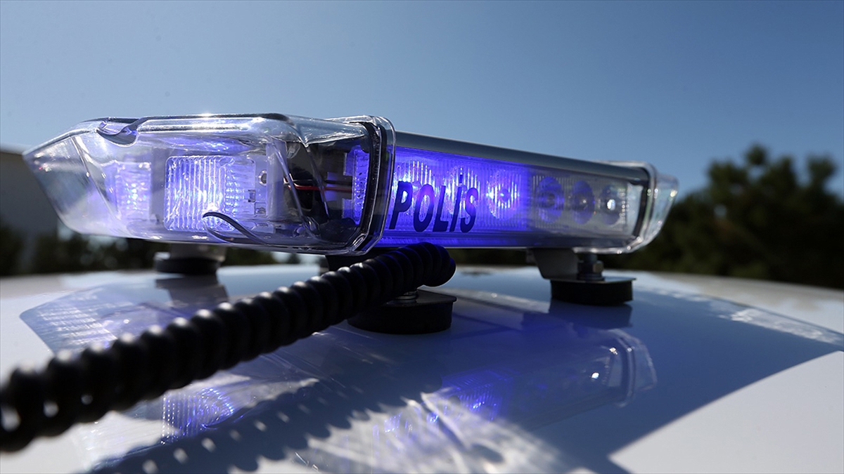 İstanbul’da FETÖ operasyonunda 25 şüpheli yakalandı