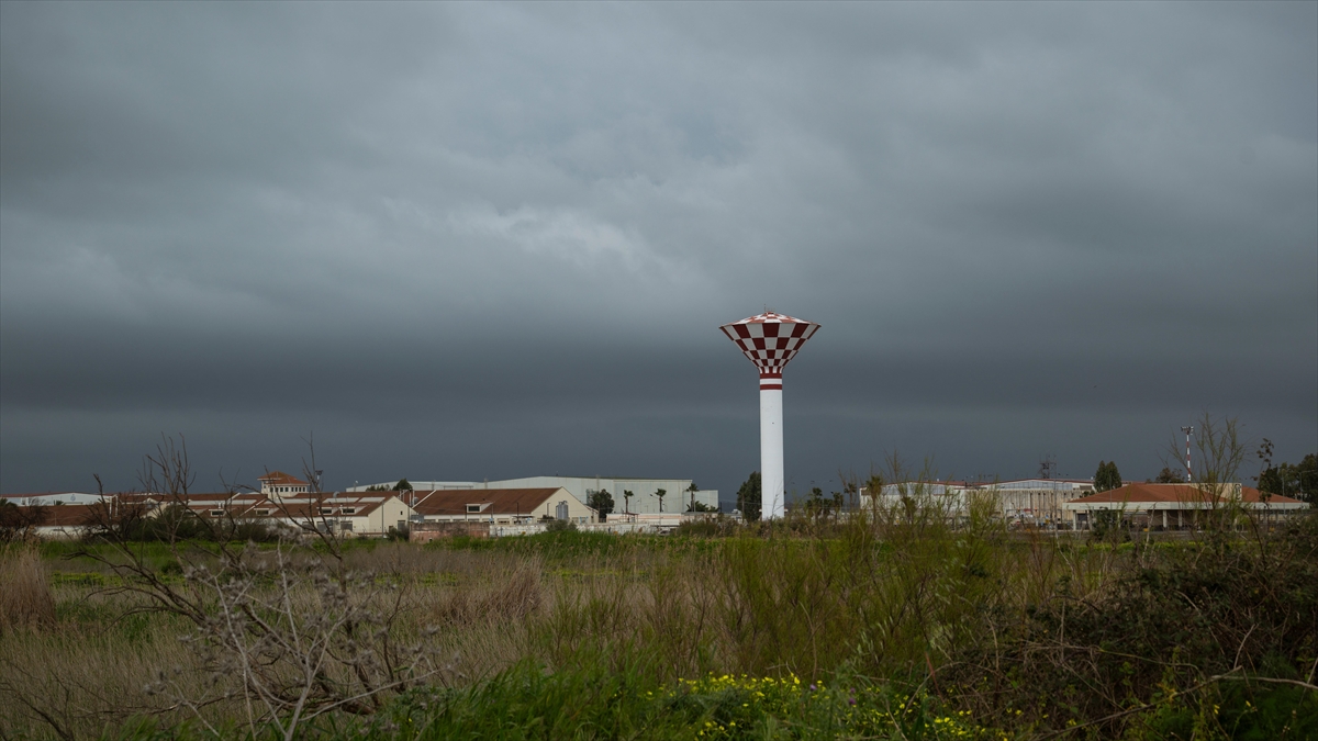 İtalya, ABD’nin Orta Doğu’ya gönderdiği uçakların Sigonella Üssü’nü kullanmasına izin vermedi