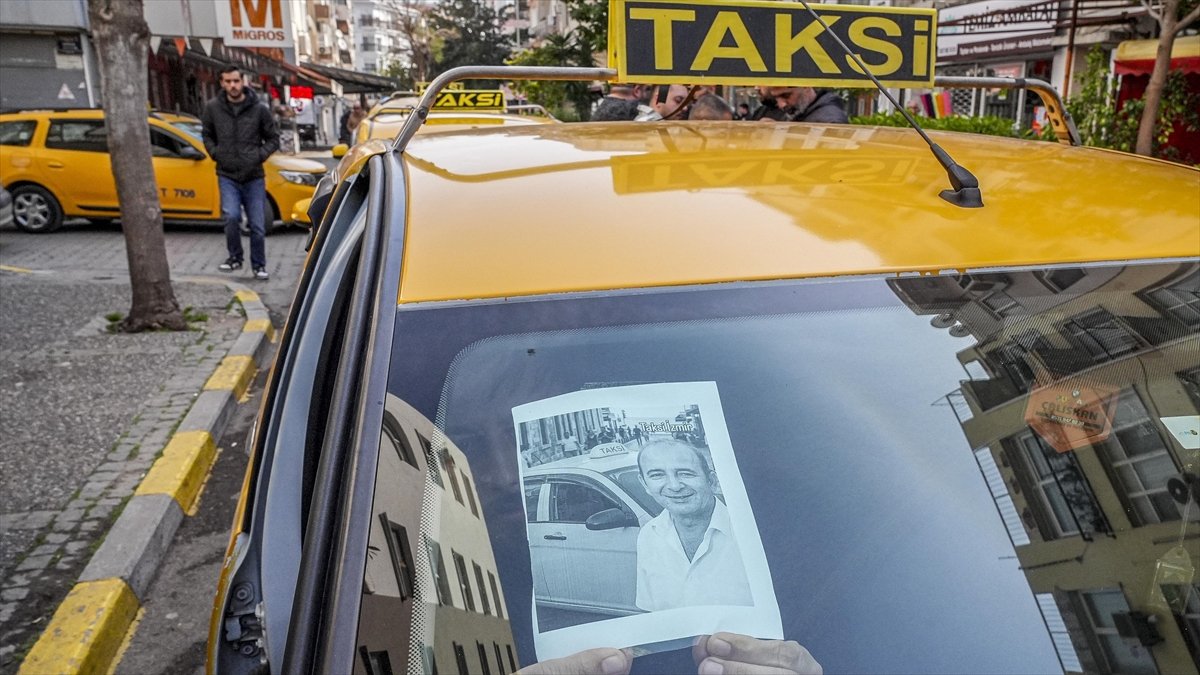 İzmir’de taksici Deniz Örer’i silahla öldüren şüpheliye müebbet hapis istendi İzmir’de taksici Deniz Örer’i silahla öldüren şüpheliye müebbet hapis istendi