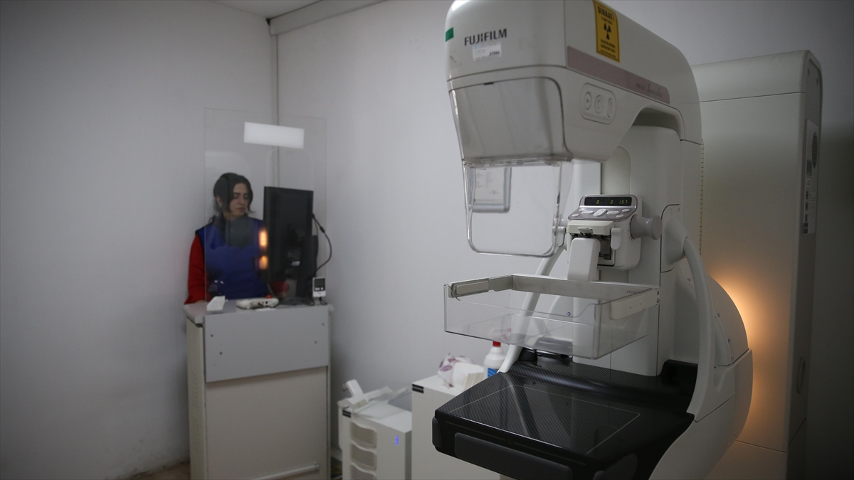 Kanser taramalarına katılım şubatta yaklaşık yüzde 80 arttı Kanser taramalarına katılım şubatta yaklaşık yüzde 80 arttı