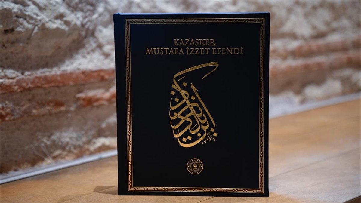 “Kazasker Mustafa İzzet Efendi” kitabı yayın dünyasına kazandırıldı