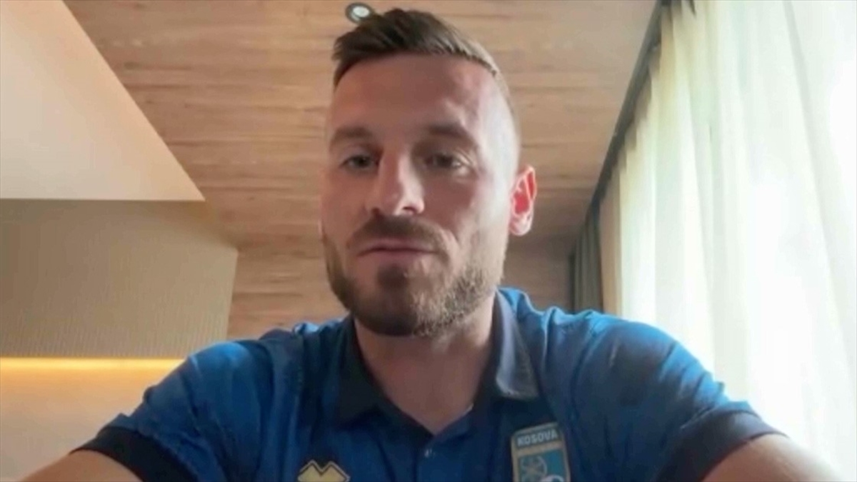 Kosovalı futbolcu Aliti: İlk kez Dünya Kupası’na katılmaya hak kazanacağız Kosovalı futbolcu Aliti: İlk kez Dünya Kupası’na katılmaya hak kazanacağız
