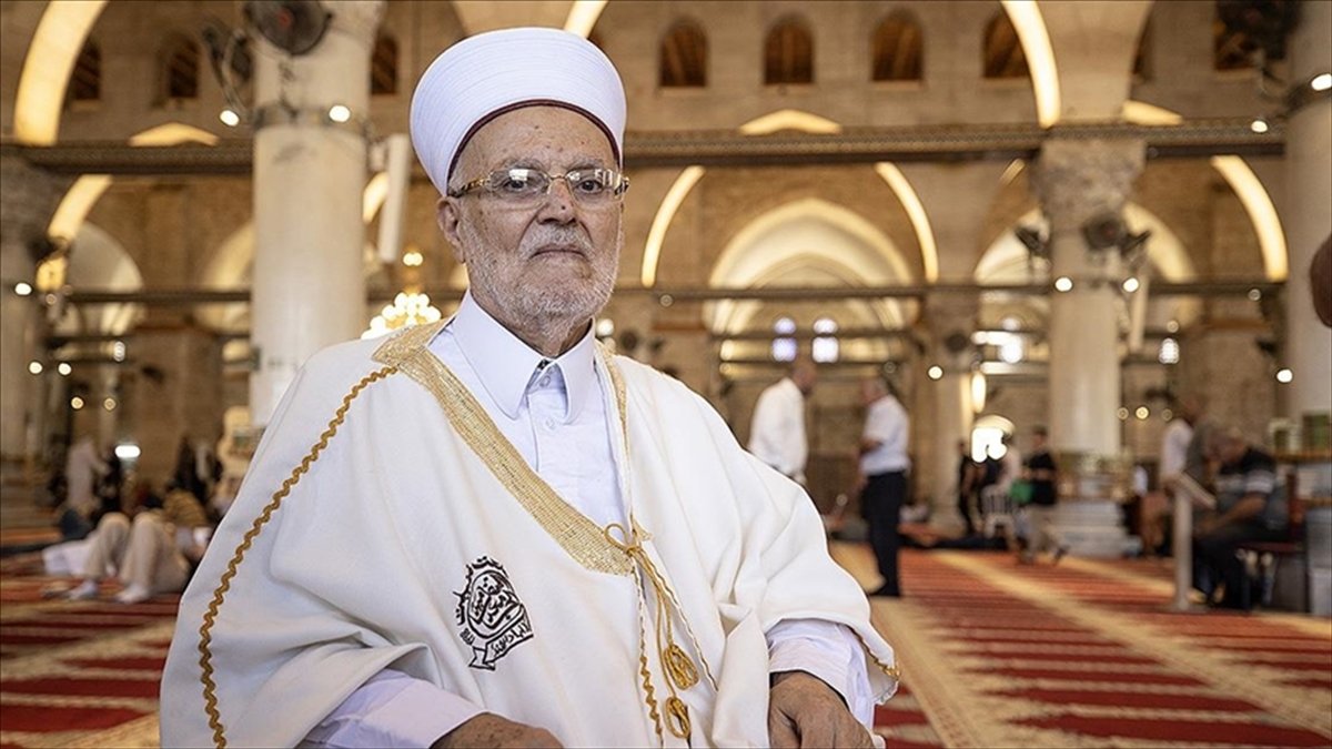 Mescid-i Aksa İmamı, Cumhurbaşkanı Erdoğan’ın İsrail’in Aksa’yı kapatmasına karşı sergilediği duruşu övdü