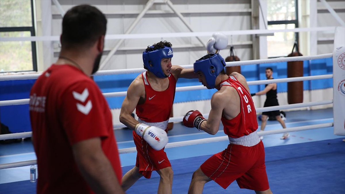 Milli boksörler 6 yıllık aranın ardından Ahmet Cömert Boks Turnuvası’nda ter dökecek