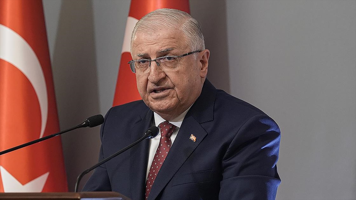 Milli Savunma Bakanı Güler, İran Savunma Bakan Vekili Rıza ile telefonda görüştü