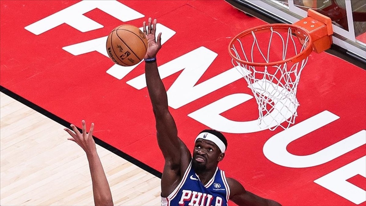 NBA’de 76ers, Adem Bona’nın “double-double”a yaklaştığı maçta Nets’i yendi NBA’de 76ers, Adem Bona’nın “double-double”a yaklaştığı maçta Nets’i yendi