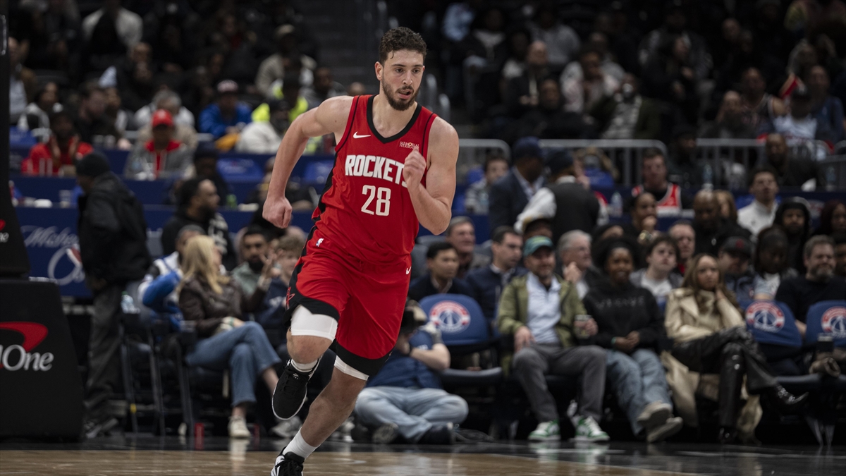 NBA’de Rockets, Alperen Şengün’ün “double-double” yaptığı maçta Lakers’a yenildi