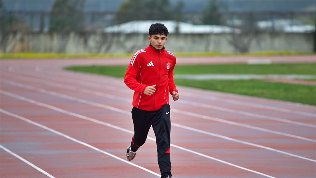 Rekortmen atlet Timur Er, ilk uluslararası madalyasını İtalya’da kazanmak için çalışıyor Rekortmen atlet Timur Er, ilk uluslararası madalyasını İtalya’da kazanmak için çalışıyor