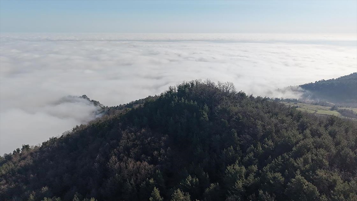Samsun’da Karadeniz’in üzerini kaplayan sis dronla görüntülendi