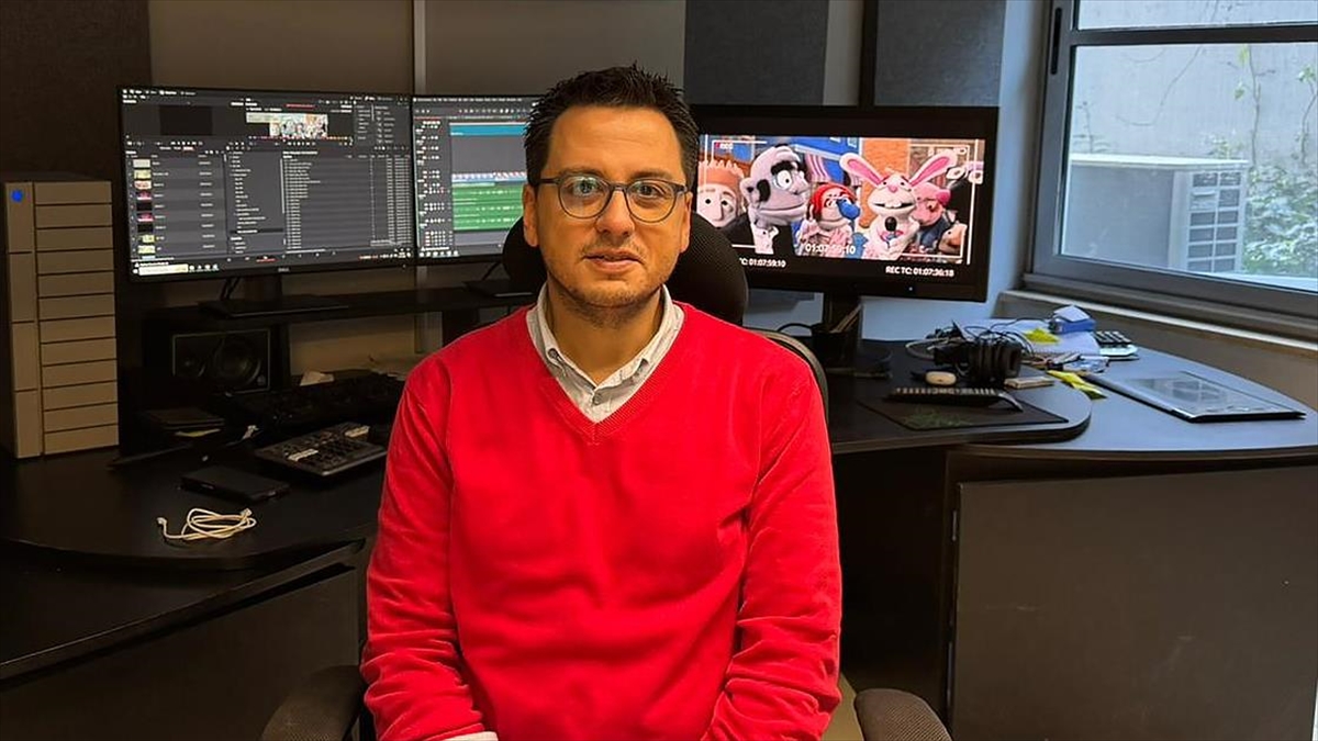 Sanal prodüksiyonla kurulan “Dedektif Reptır: Birlikte Gülelim” görsel dünyasıyla öne çıkıyor Sanal prodüksiyonla kurulan “Dedektif Reptır: Birlikte Gülelim” görsel dünyasıyla öne çıkıyor