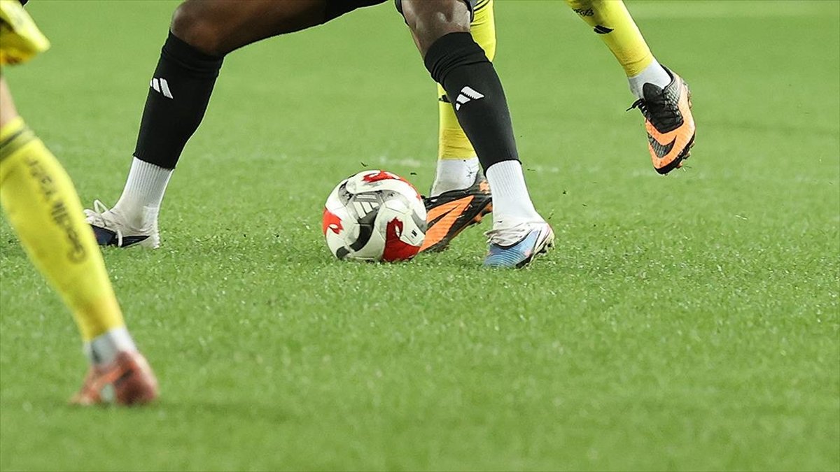 Süper Lig’de hafta içi mesaisi yarın başlayacak