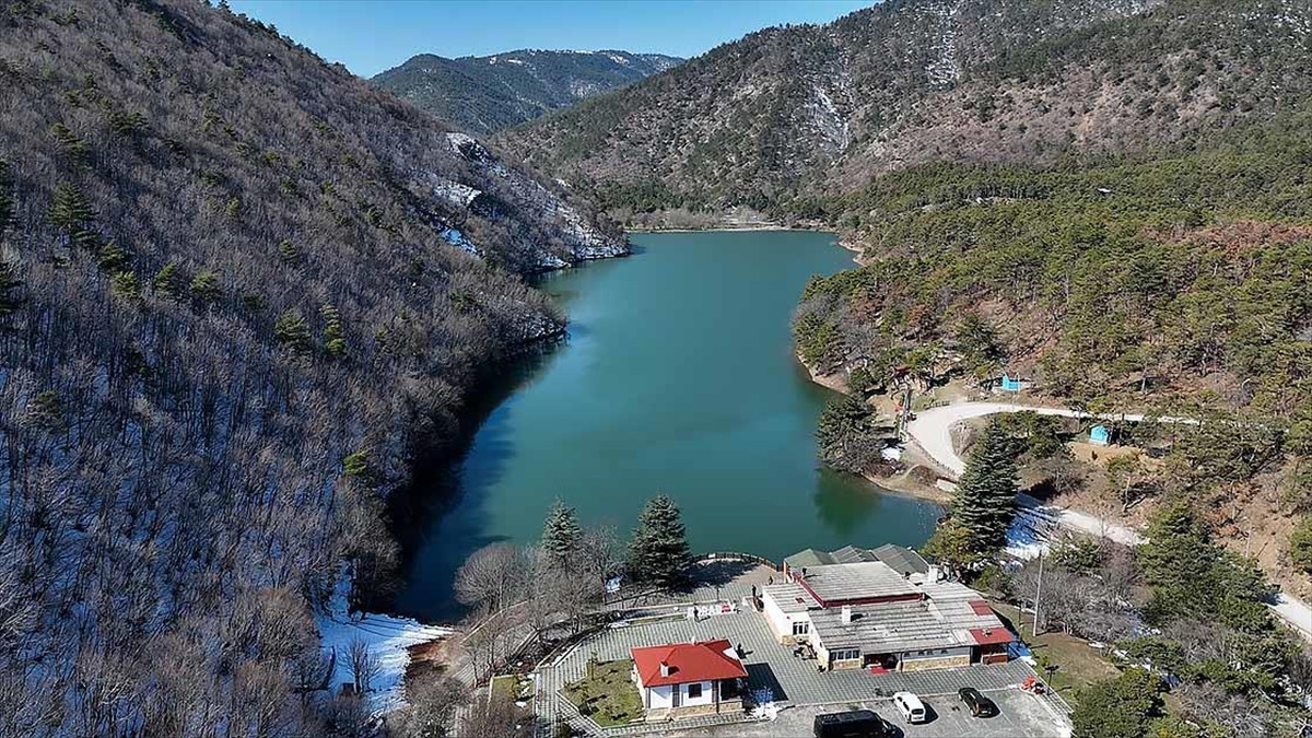 Tarihi mirası ve doğal güzellikleriyle öne çıkan Amasya ziyaretçilerini ağırlıyor
