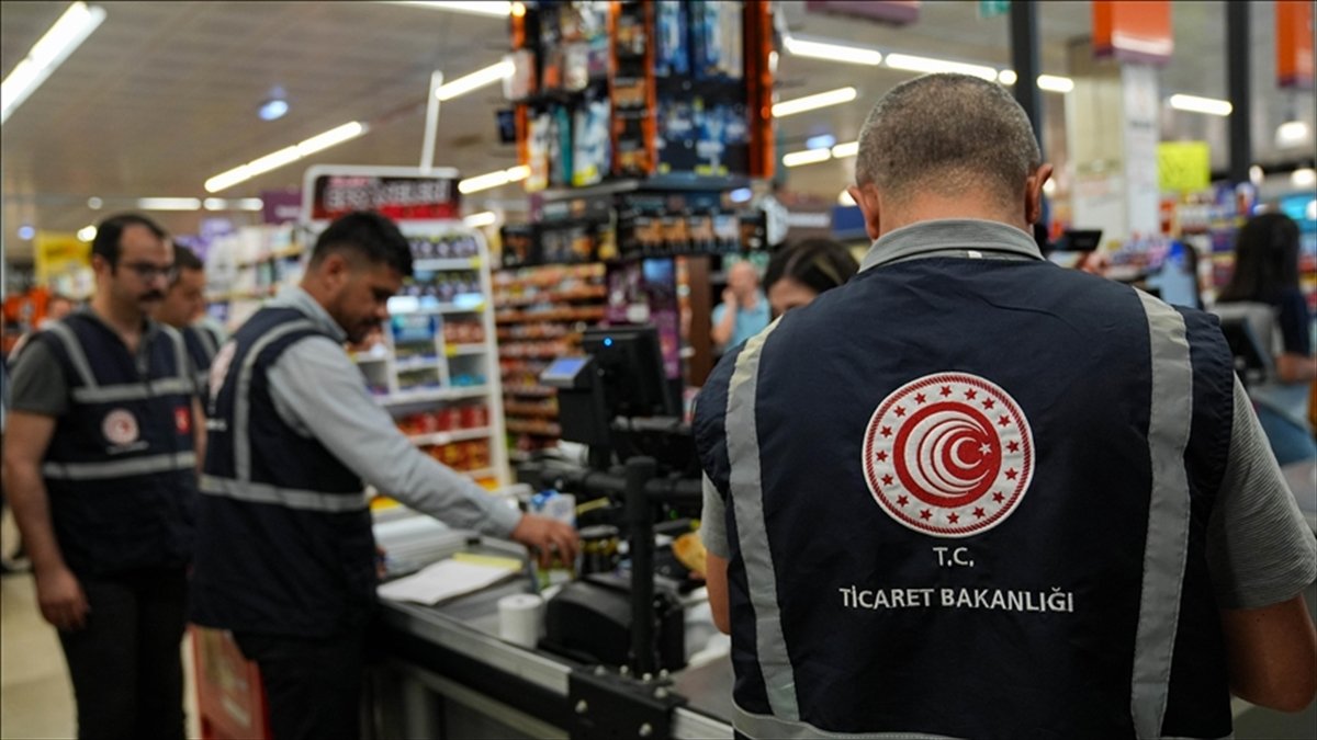 Ticaret Bakanlığından tüketicilere “alışverişte raf ile kasa fiyatını karşılaştırın” uyarısı