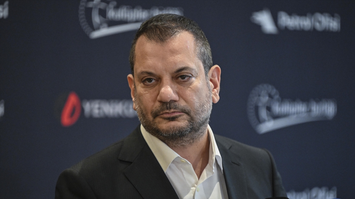 Trabzonspor Başkanı Ertuğrul Doğan: Her sezon yarışan bir Trabzonspor inşa etmek en temel amacımızdır Trabzonspor Başkanı Ertuğrul Doğan: Her sezon yarışan bir Trabzonspor inşa etmek en temel amacımızdır