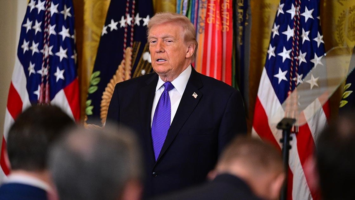 Trump, ABD’yi İran’la savaşa İsrail’in soktuğu yönündeki görüşleri reddetti Trump, ABD’yi İran’la savaşa İsrail’in soktuğu yönündeki görüşleri reddetti