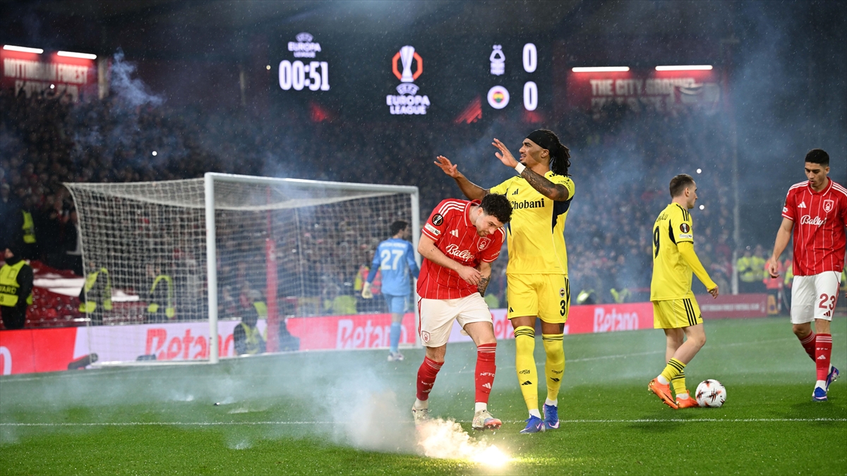 UEFA’dan Fenerbahçe’ye bir sonraki Avrupa maçı için deplasmanda seyirci yasağı