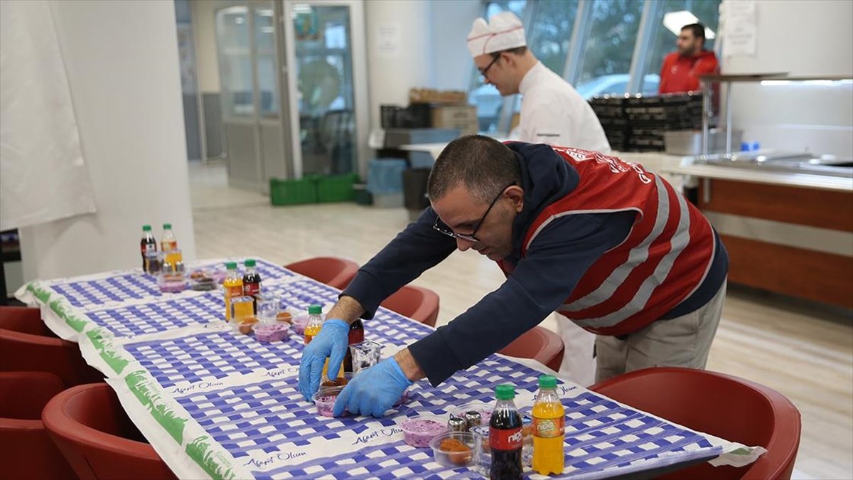 Vakıflardan ramazan boyunca “en özel” iftar