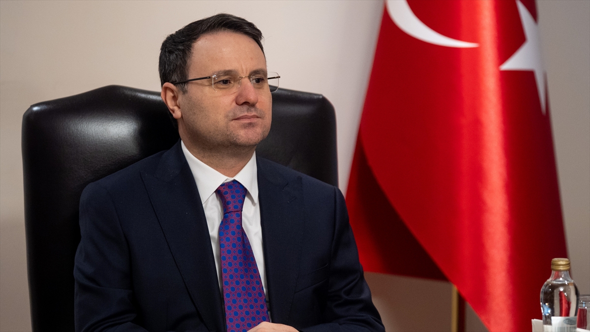 Adalet Bakanı Gürlek geçen yıl arabuluculukla uyuşmazlıkların yüzde 54’ünde anlaşma sağlandığını bildirdi Adalet Bakanı Gürlek geçen yıl arabuluculukla uyuşmazlıkların yüzde 54’ünde anlaşma sağlandığını bildirdi