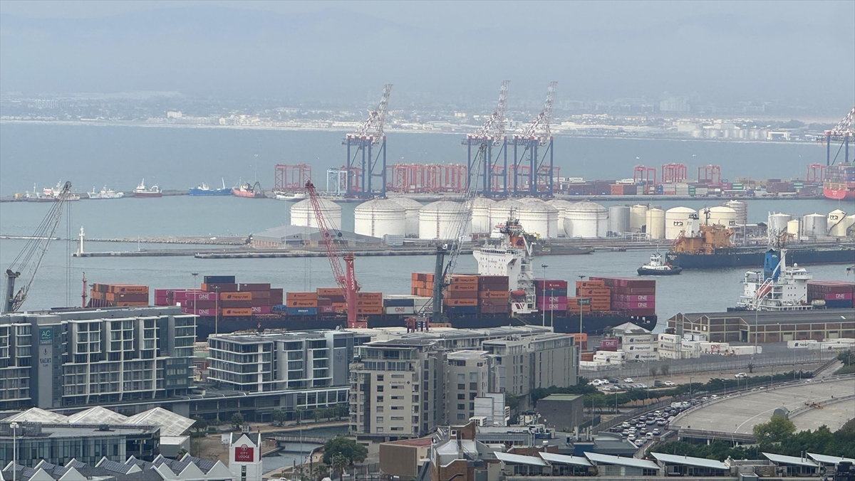 Afrika, küresel şoklara rağmen büyüme ivmesini koruyor