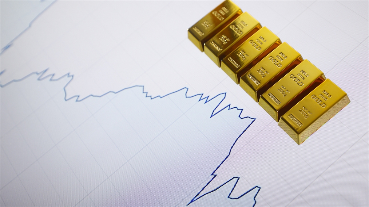 Altın ve mevduat faizi, son bir yılda reel getiride pozitif ayrıştı Altın ve mevduat faizi, son bir yılda reel getiride pozitif ayrıştı