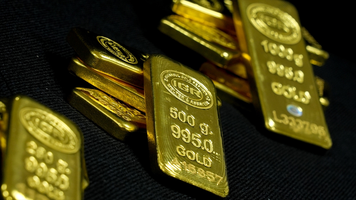 Altının onsu “ateşkes” ilanıyla 4 bin 850 doların üzerine çıktı Altının onsu “ateşkes” ilanıyla 4 bin 850 doların üzerine çıktı