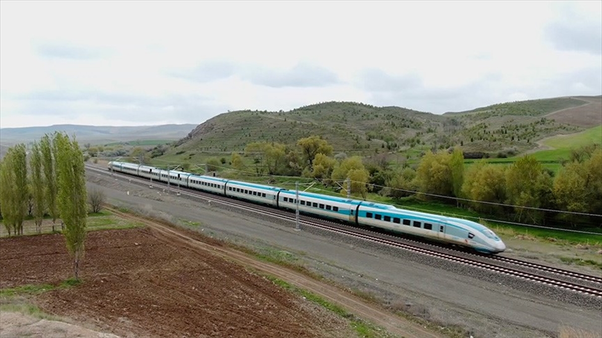 Ankara-Sivas YHT Hattı’nda üç yılda 2 milyonun üzerinde yolcu taşındı