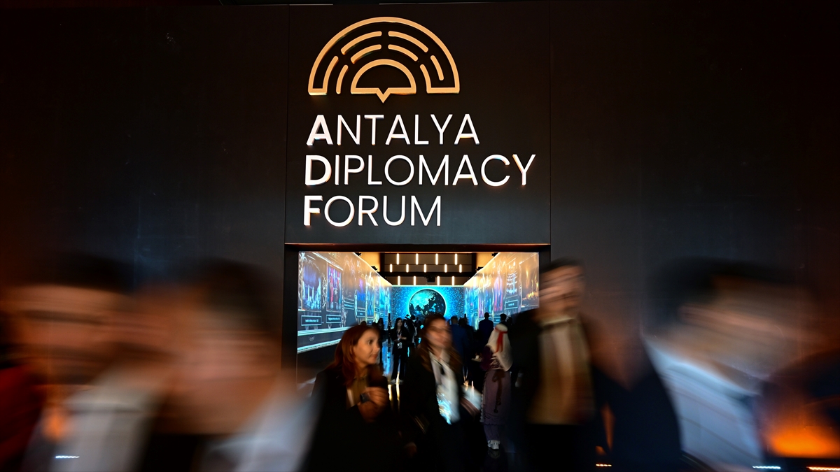 Antalya’da bu hafta “diplomasi trafiği” yaşanacak