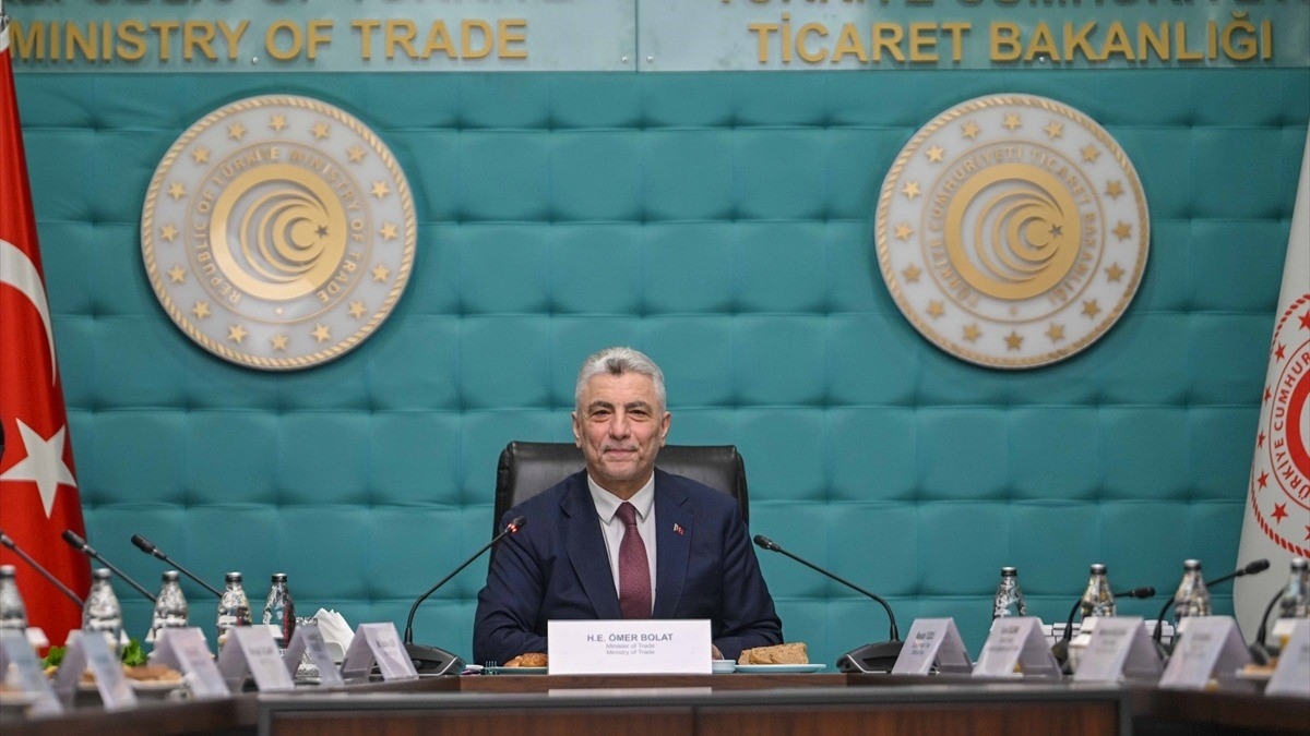 Bakan Bolat: Yeşil ekonomi konusunda sanayilerimizin olumsuz etkilenmemesi için yoğun çalışma içindeyiz.