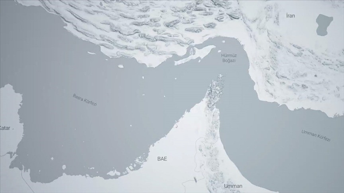 Bakan Uraloğlu: Ocean Thunder isimli Türk sahipli gemi dün gece Hürmüz Boğazı’nı geçti