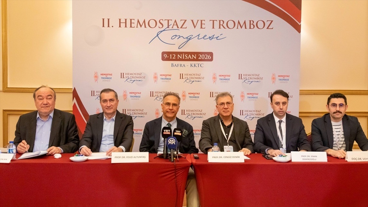 Bilim insanlarından “bilinçsiz kan sulandırıcı ilaç kullanmayın” uyarısı Bilim insanlarından “bilinçsiz kan sulandırıcı ilaç kullanmayın” uyarısı