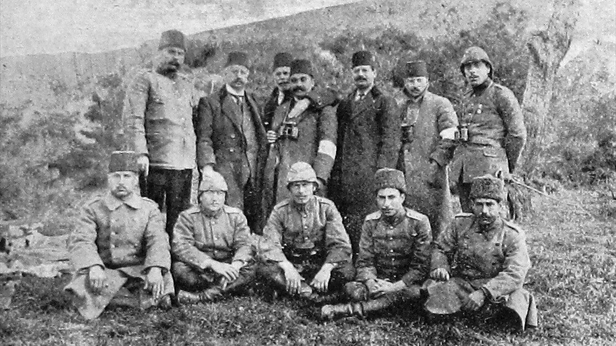 Çanakkale’de harp muhabirleri cephe gerisinde tarihe not düştü