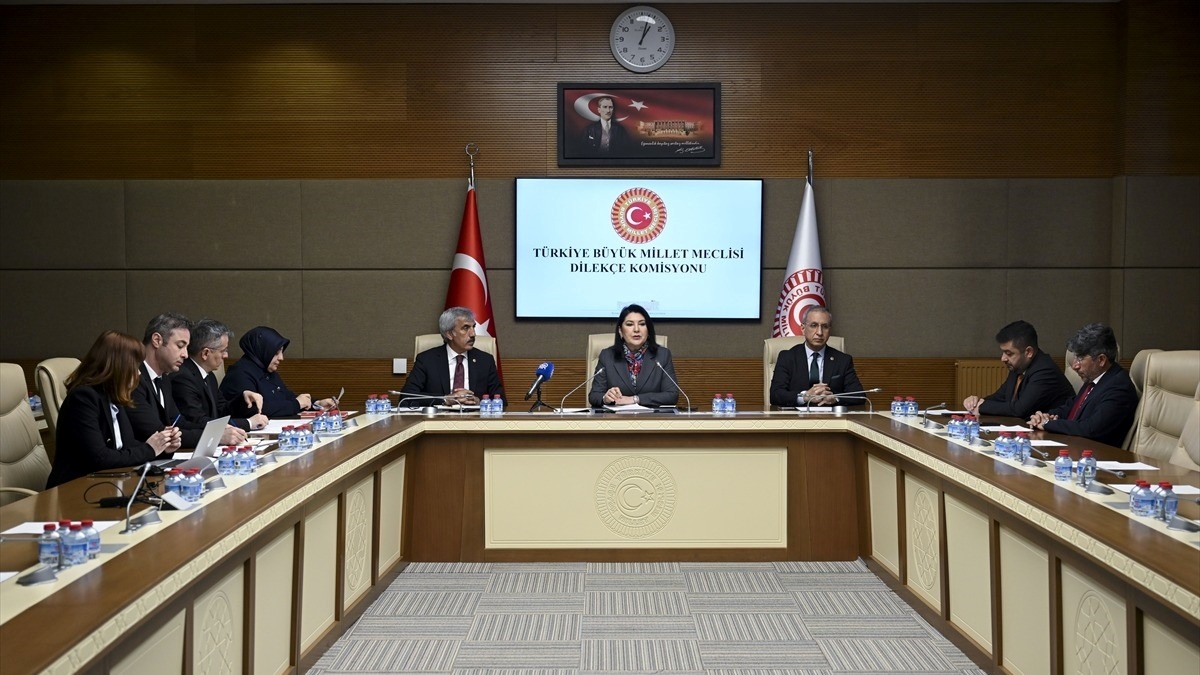 Çocukların dilekleri Meclis’te sergilenecek