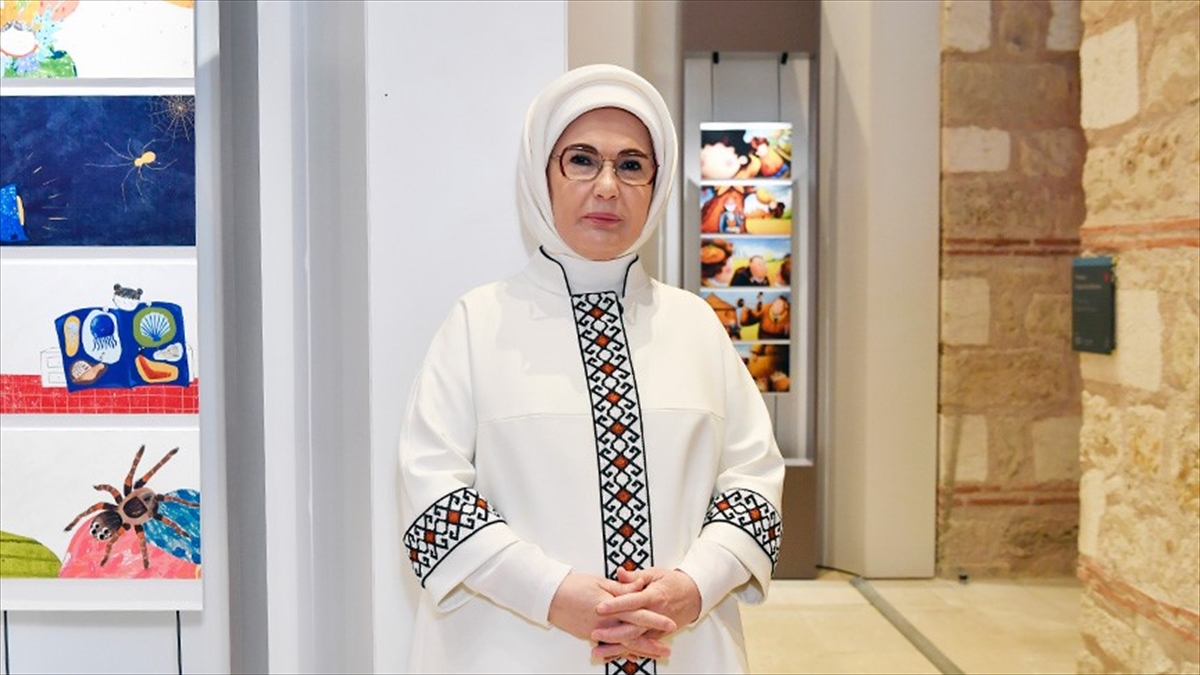 Emine Erdoğan’dan Rami Çocuk ve Sanat Bienali’ne ilişkin paylaşım