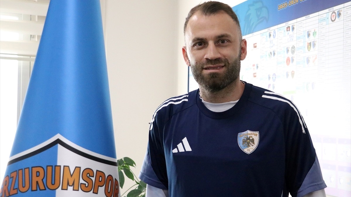 Erzurumspor kaptanı Mustafa Yumlu, takımın 5 yıl sonra Süper Lig’e uzanan başarısını anlattı