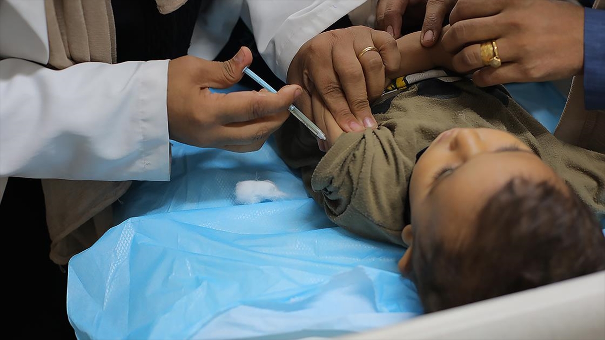 Gazze’de yarın 5 gün sürecek çocuk aşısı kampanyası başlatılacak