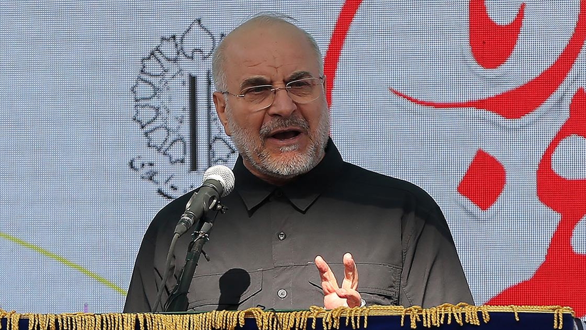 İran Meclis Başkanı Kalibaf’tan bölge ülkelerine “ABD’nin müdahalesi olmadan işbirliğine hazırız” mesajı