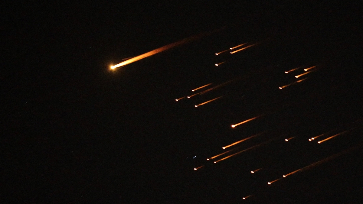 İran’ın cephaneliğinde hala binlerce balistik füze bulunduğu iddiası