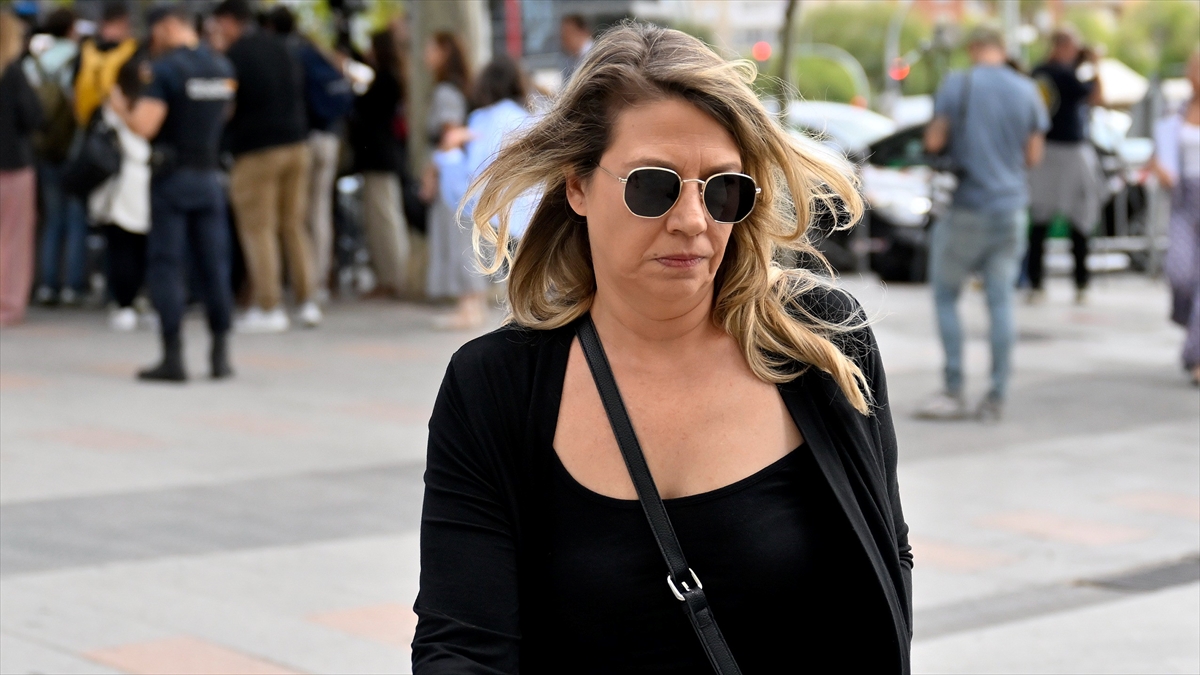 İspanya Başbakanı Pedro Sanchez’in eşi Begona Gomez hakkında 24 yıl hapis cezası istendi