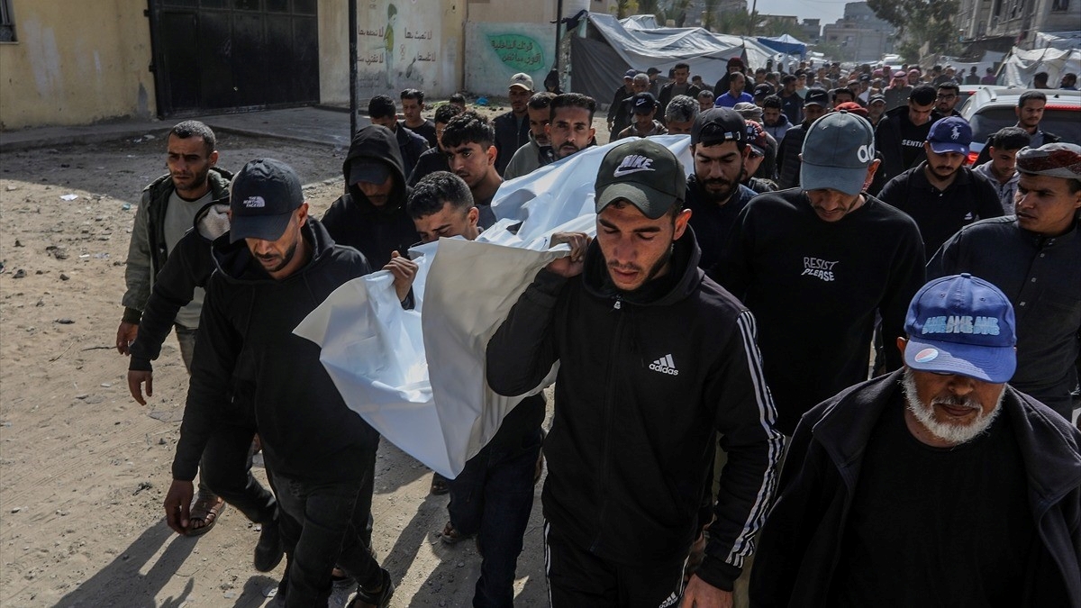 İsrail ordusunun ateşkese rağmen Gazze’ye düzenlediği saldırıda 1 kişi hayatını kaybetti