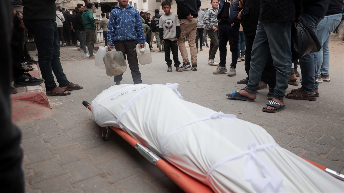 İsrail’in Gazze Şeridi’ne saldırılarında can kaybı 72 bin 585’e yükseldi