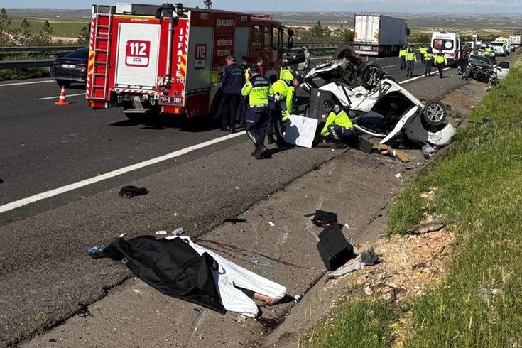 Şanlıurfa’da zincirleme kaza: 3 ölü, 5 yaralı…