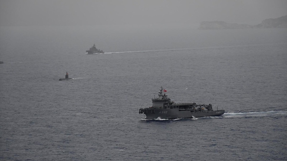 MSB, Kurtaran-2026 Denizaltı Arama Kurtarma Davet Tatbikatı’nın başarıyla devam ettiğini bildirdi