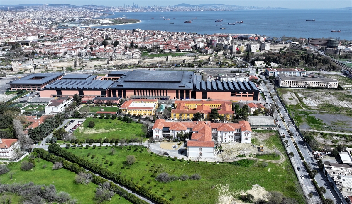 Restorasyonu tamamlanan Balıklı Rum Hastanesi İhtiyarhane binası kapılarını açmaya hazırlanıyor