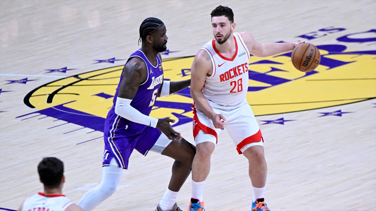 Rockets, Alperen Şengün’ün “triple-double” eşiğindeki performansıyla Lakers’ı yendi
