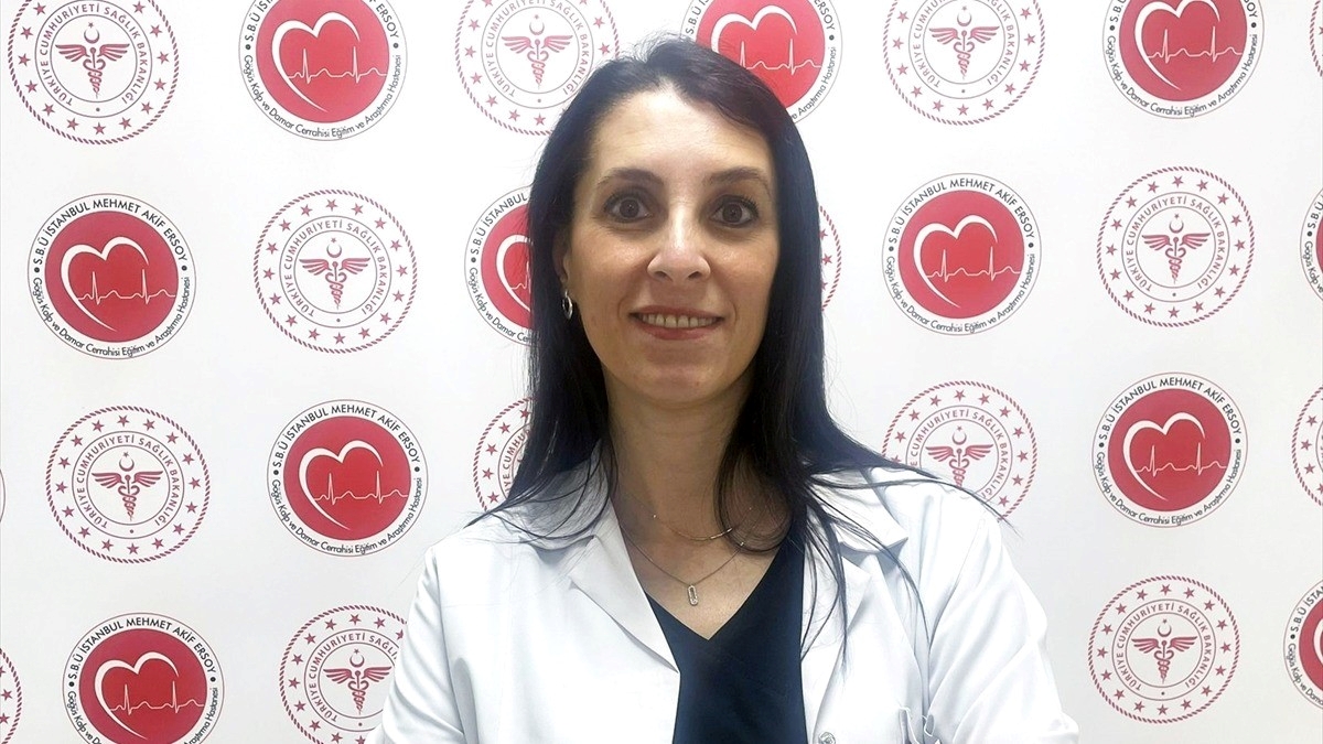 Sağlıksız beslenme, madde ve sigara kullanımı gençlerde kalp krizini tetikliyor Sağlıksız beslenme, madde ve sigara kullanımı gençlerde kalp krizini tetikliyor