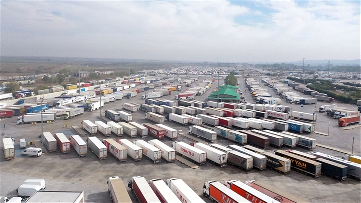 Taşımacılık sektöründen ulaşımda “hız koridoru” önerisi