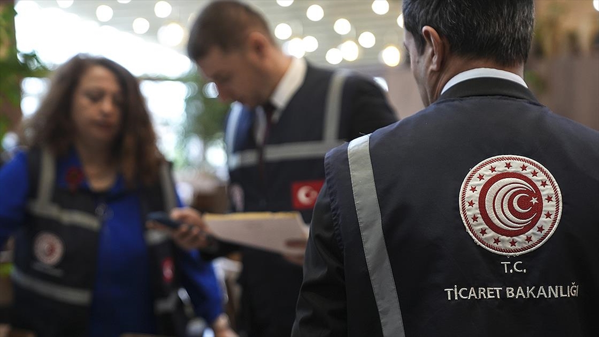 Tüketici sağlığını korumak için 3 ayda 4,4 milyon lira ceza uygulandı Tüketici sağlığını korumak için 3 ayda 4,4 milyon lira ceza uygulandı