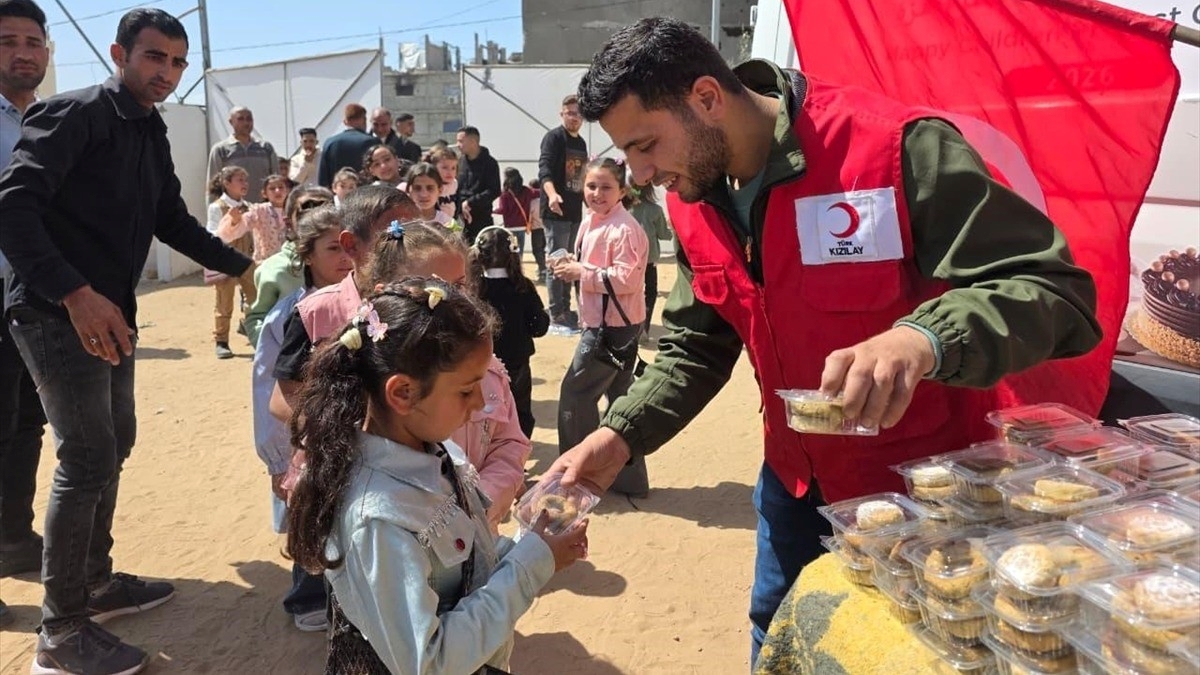 Türk Kızılay, Gazze’de çocuklara yönelik desteklerini sürdürüyor